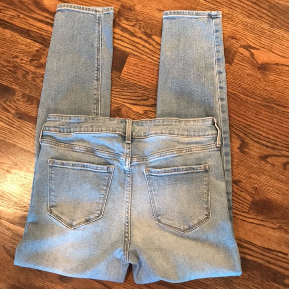 Old Navy Rockstar Super Skinny Button Up Jeans - Picture 3 of 9